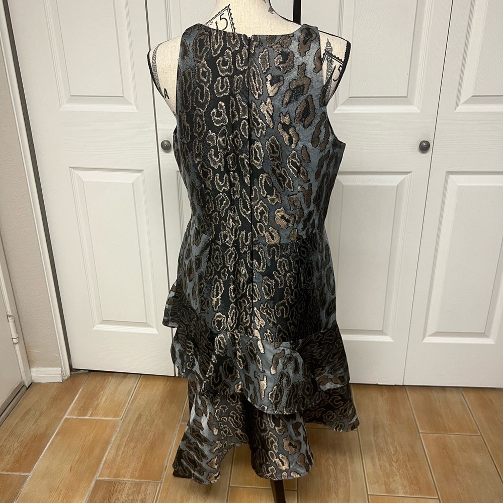 Vince Camuto asymmetric animal printed mini dress size 10